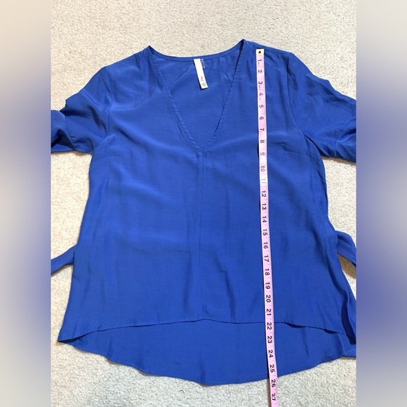 La’ Ven Belted Flutter Sleeve V Neck Top Blouse Blue Women Small - Picture 3 of 5